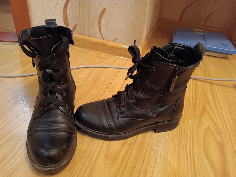 Ботинки демисезонные из натуральной кожи