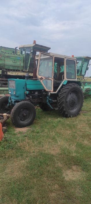 ЮМЗ 6 (89р). Все працює. В господарстві тягав візок з жаткою.