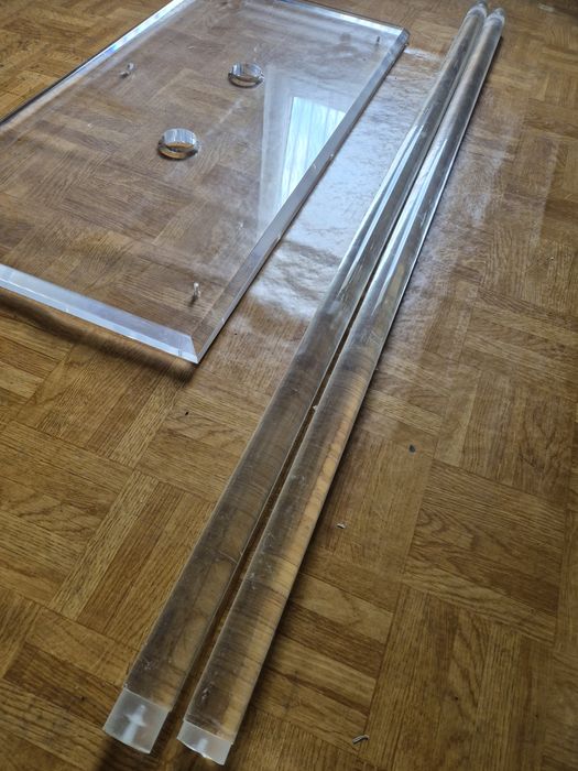 Płyta i pręty z plexi, na stół ozdobny, stolik