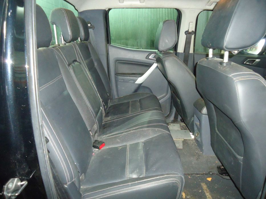 Ford Ranger Limited 3.2 Tdci (SAFA) de 2014 só ás peças