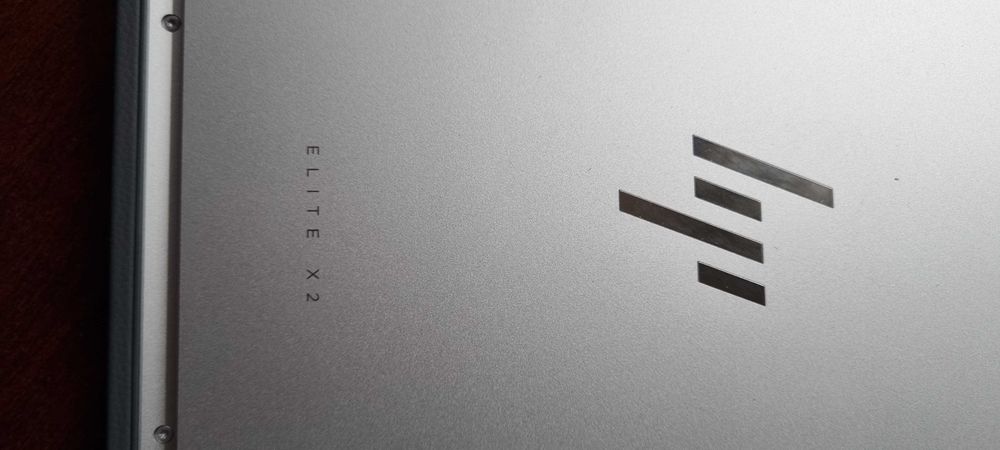 HP Elite x2 G8 i5-1145 modem LTE