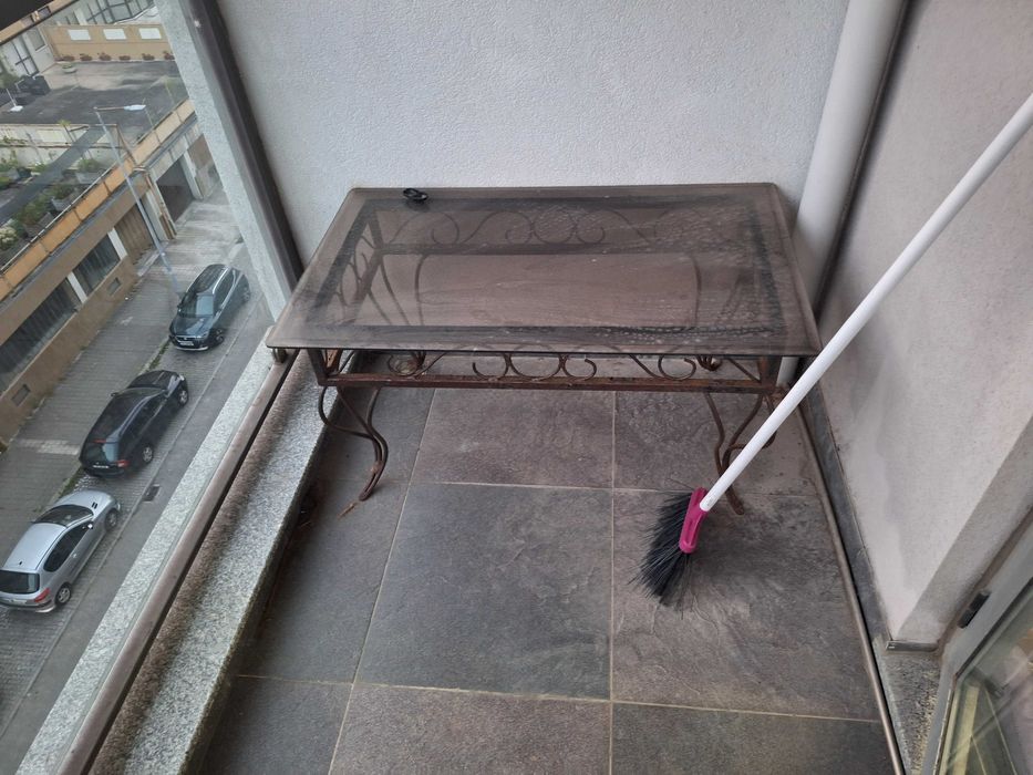 Mesinha de centro antiga, para restauro