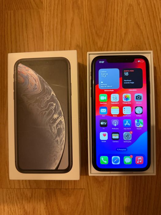 iPhone XR 128GB Preto