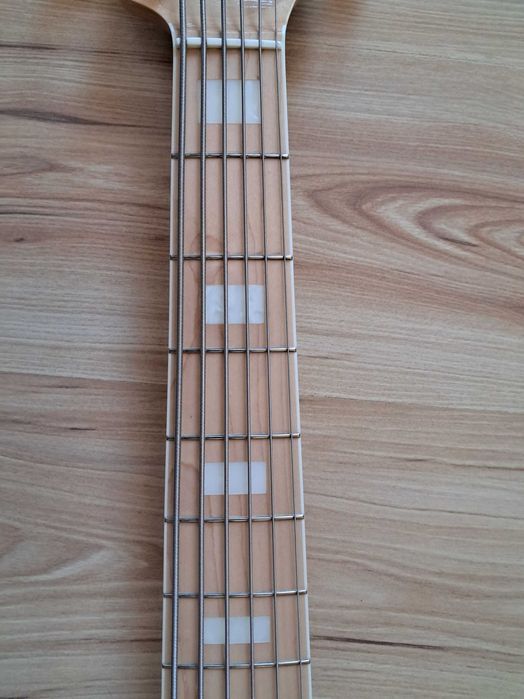 Atelier Z Beta 6 Gitara basowa