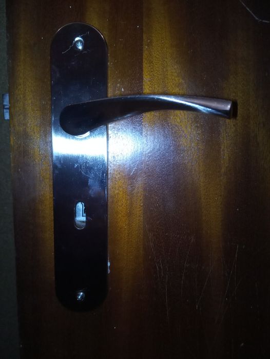 Portas madeira completas