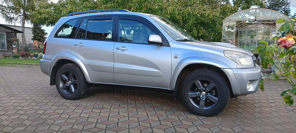 Toyota RAV-4