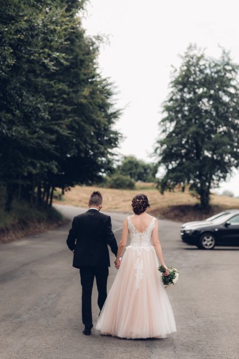 Piekna suknia ślubna