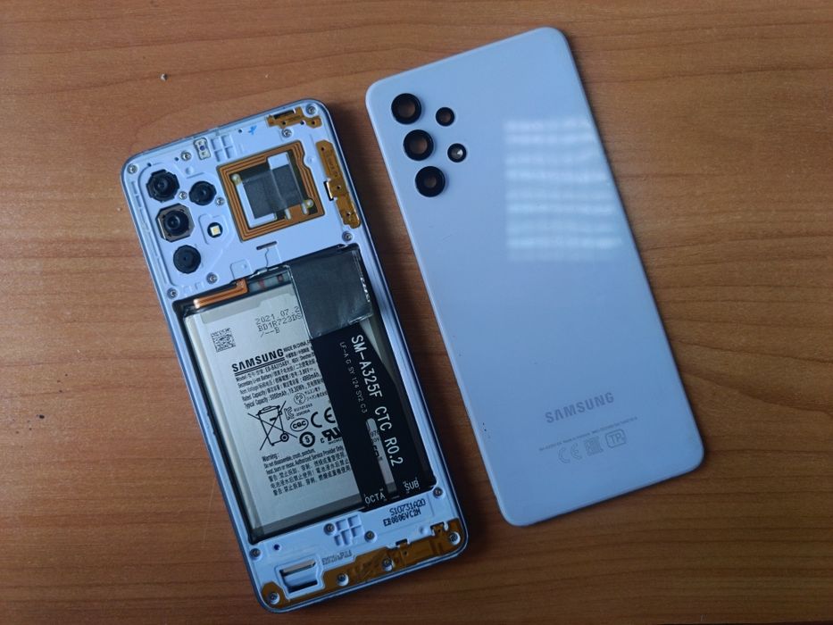Samsung A32 A325F справний на запчастини