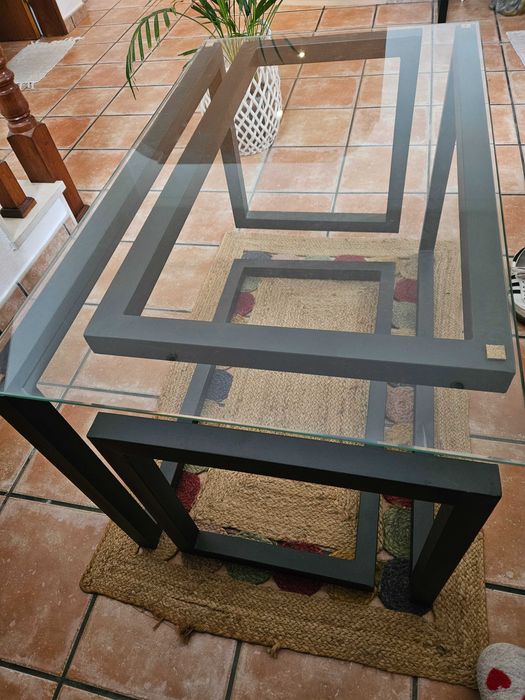 Mesa em ferro forjado