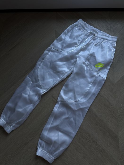 Штани спортивні найк , жіночі