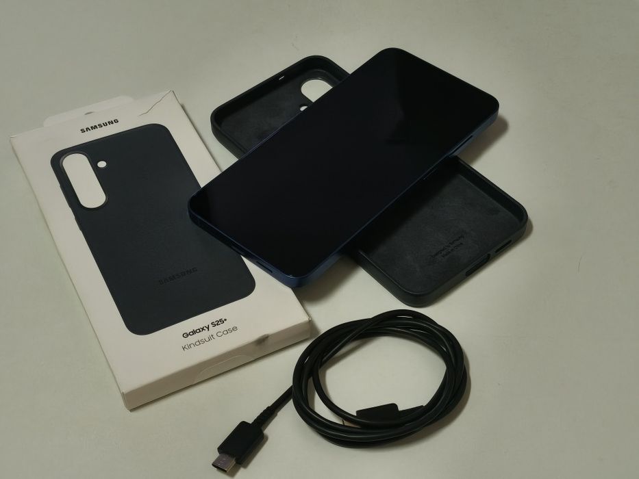 Samsung Galaxy S25+ Plus 12/256Gb  Fatura e Garantia vendo ou troco por iPhone