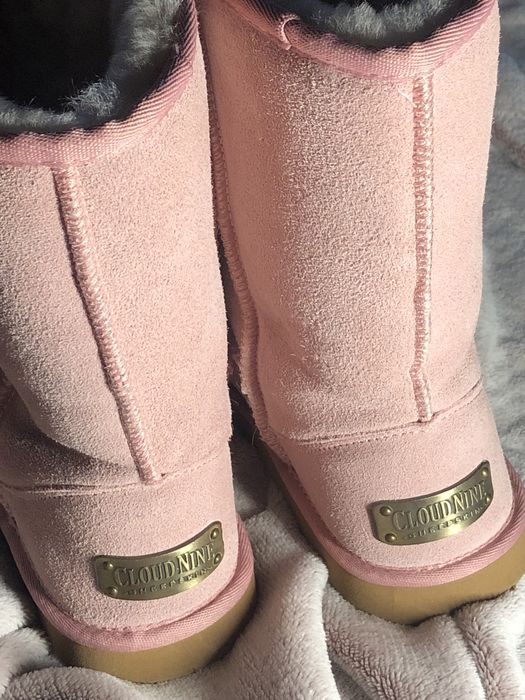 Ugg рожеві с камінцями 39 розмір