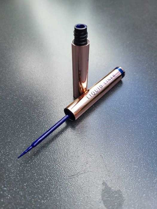 Eyeliner Anastasia Beverly Hills Liquid Liner - niebieski