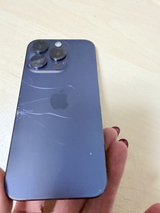 iPhone 15pro 256GB Blue Titanium