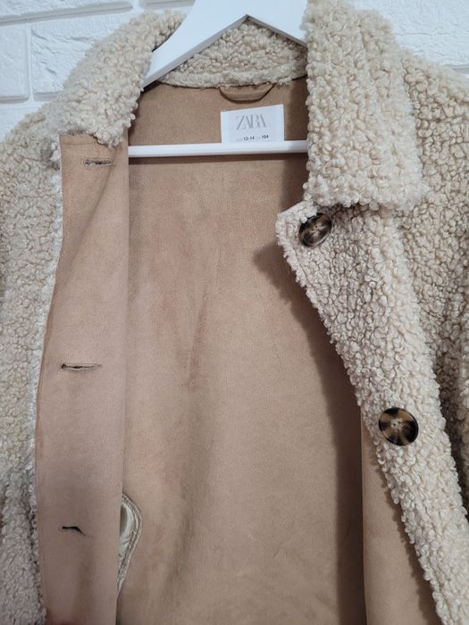 Dziewczęce futerko zara