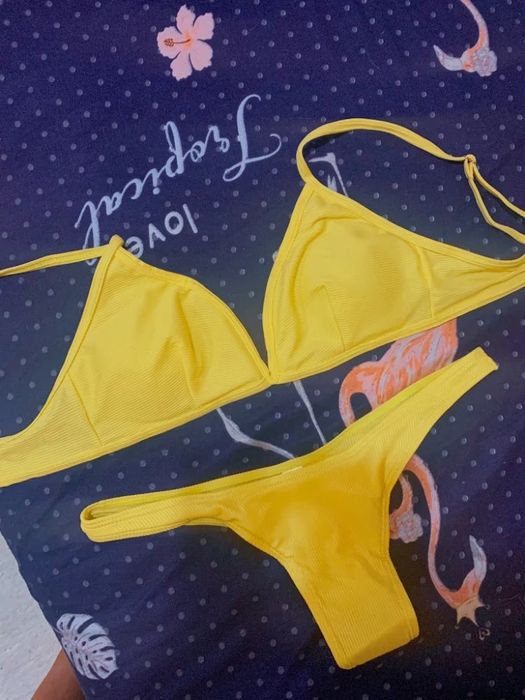 Biquini novo amarelo