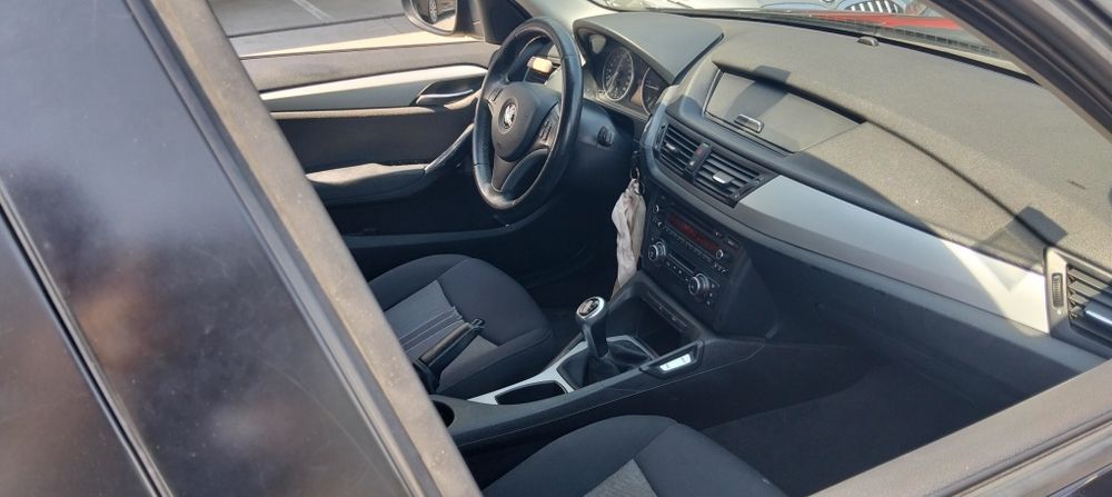 Vende-se BMW X1 1770 km