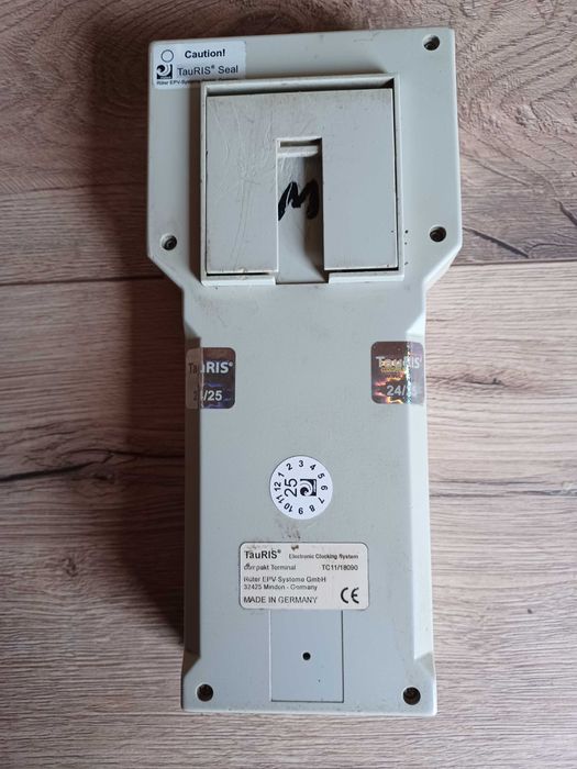 Sprzedam zegar do gołebi Tauris compact plus