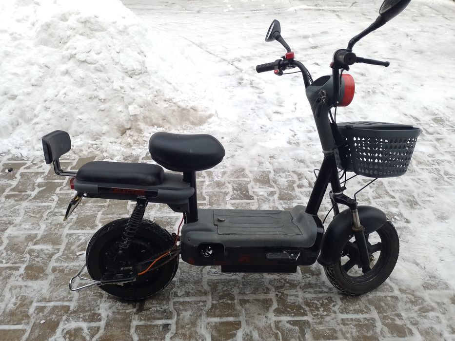 Електро скутер            .