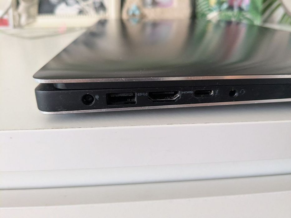 Dell Precision 5530 - i9, 32GB, 512GB SSD, NVidia Quadro P2000, 4K