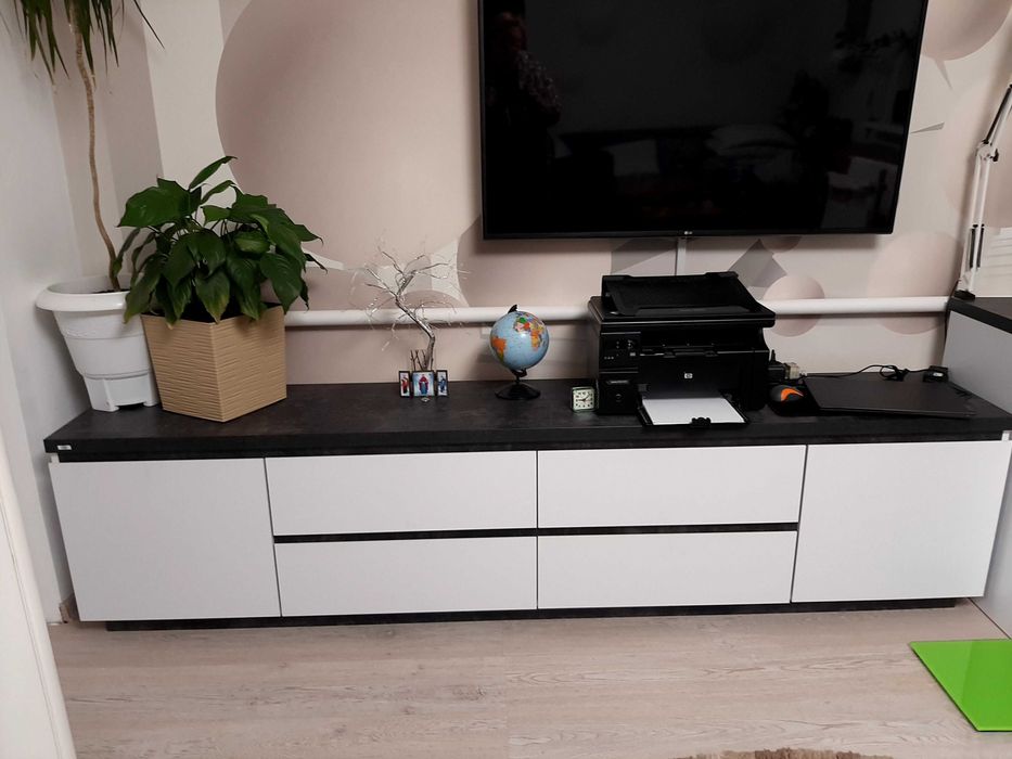 Тумба під телевізор