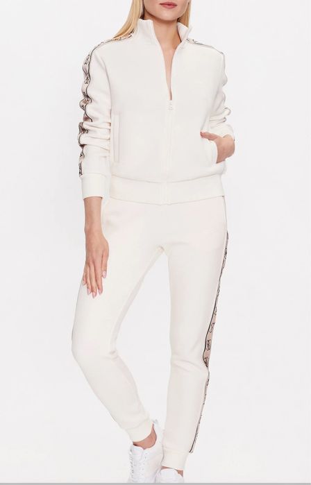 Костюм Guess. Стан — новий.