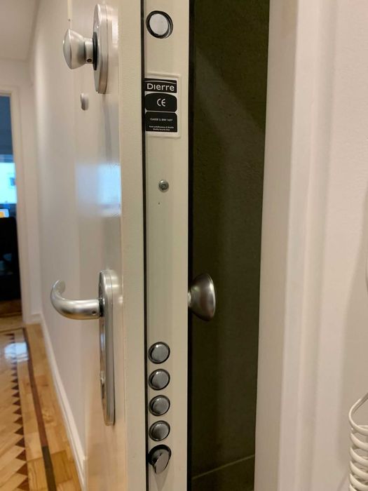 Cilindro de segurança para portas da Dierre