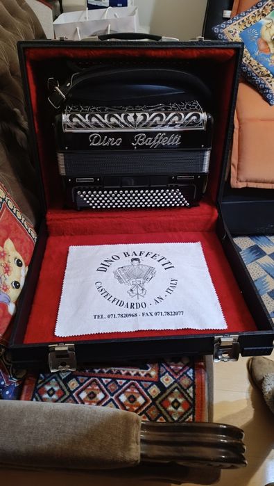 Acordeão Dino Bafeti