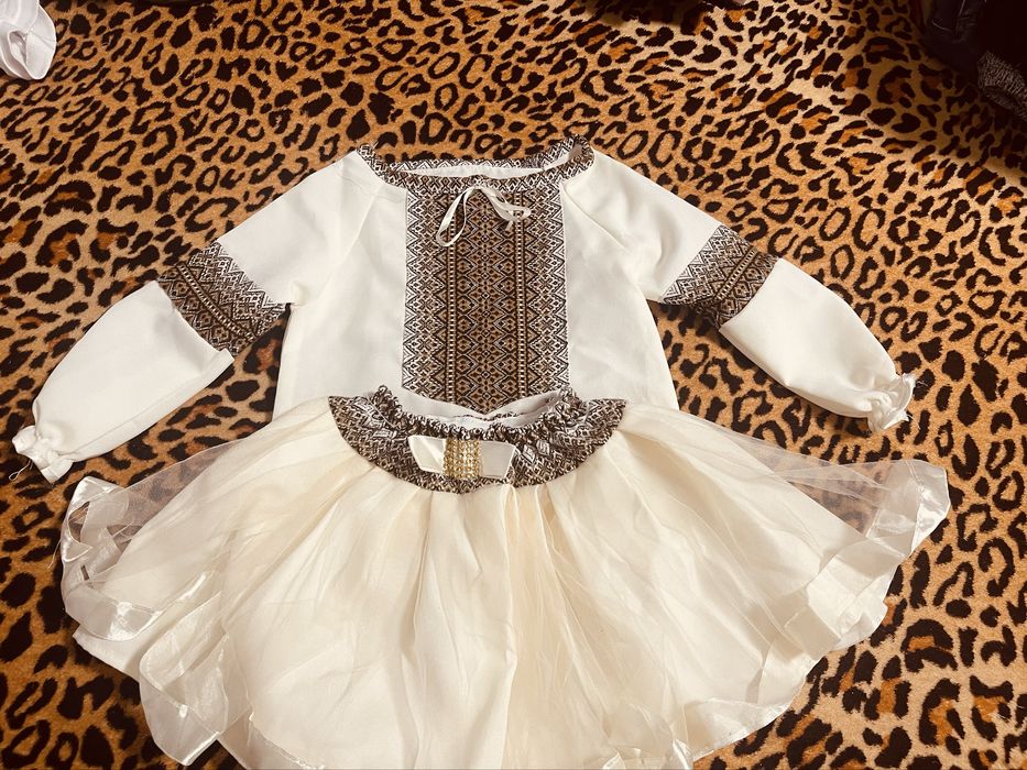 Продам вишиванку 2-3 роки