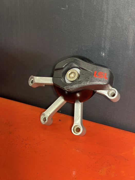 Protecao Lado Direito GSXR k8