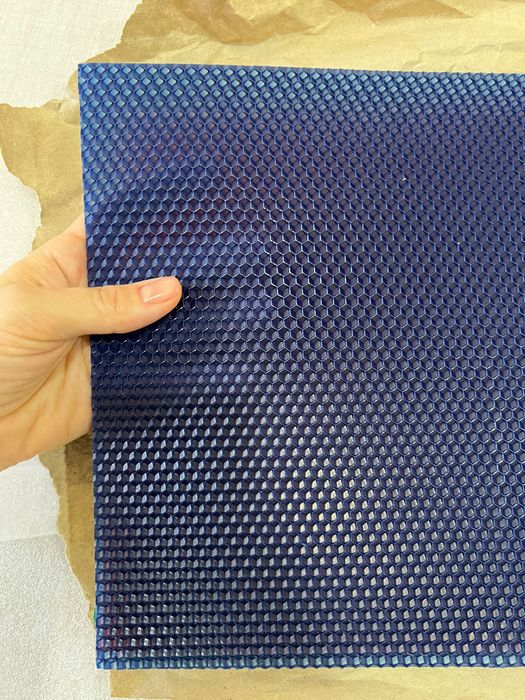 Свічка з натуральної вощини