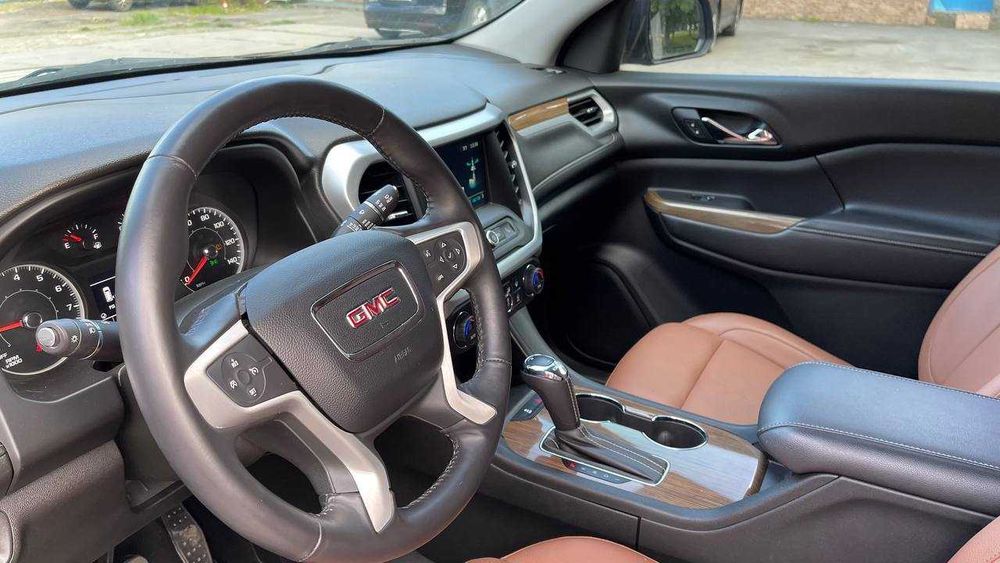 GMC Acadia 2017 2.5 Ідеальний сімейний кросовер, 7 місць, супер-стан!