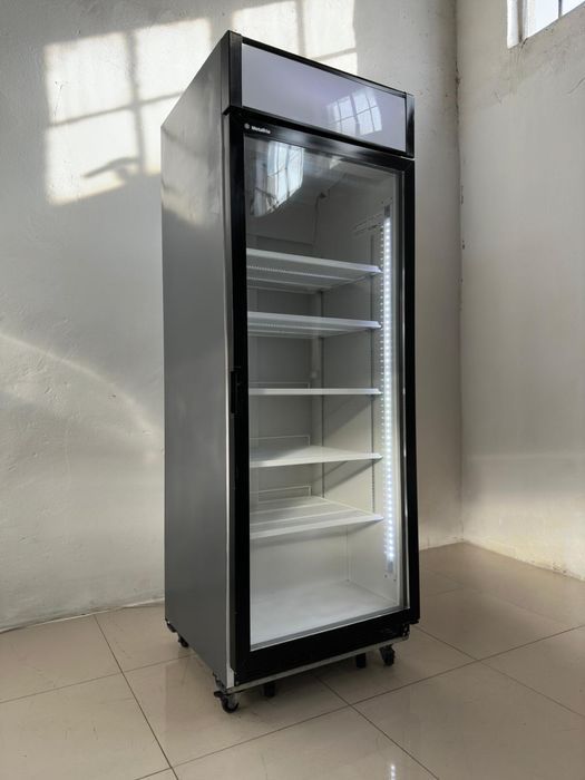 Chłodziarka witryna Metalfrio  COLL 700 l z 75 cm  na blachy GN Kosze