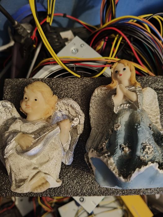 Aniołki trzy sztuki