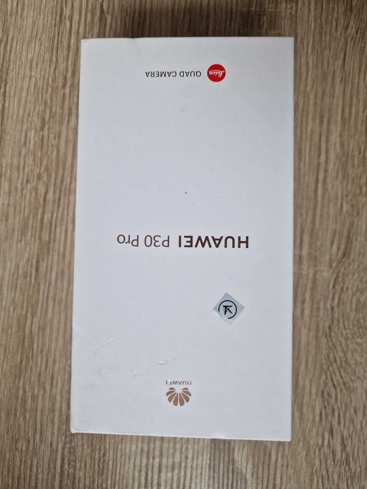 Oryginalne pudełko po telefonie Huaweii P30 Pro Aurora 256GB