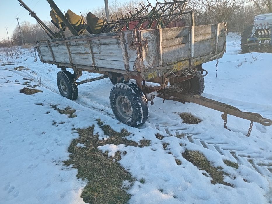 Прицеп 2 птс 4 на тягах