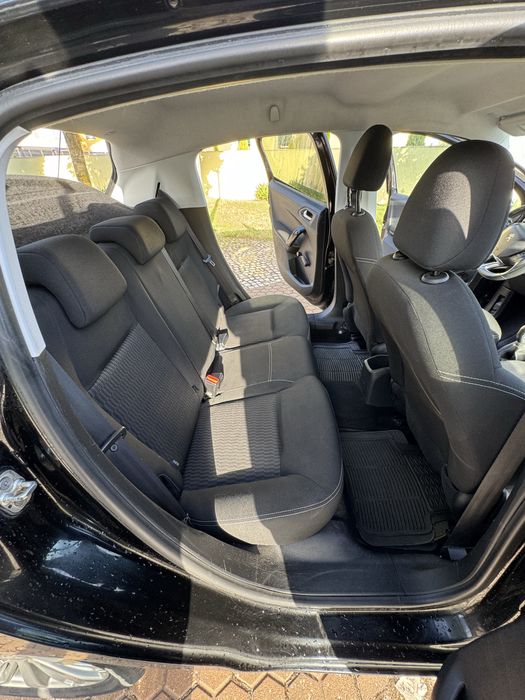 Peugeut 208 1.6 hdi 2017
