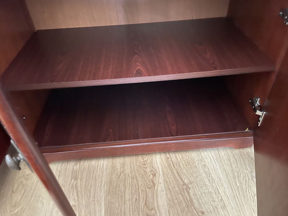 Witrynka, szafka przeszklona