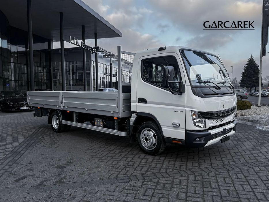 Mitsubishi Fuso Canter 3C15 skrzynia stała 5 mb Romcar prawko B autoklima  2026 CANTER 3C15 skrzynia stała 5 mb Romcar wypinane słupki