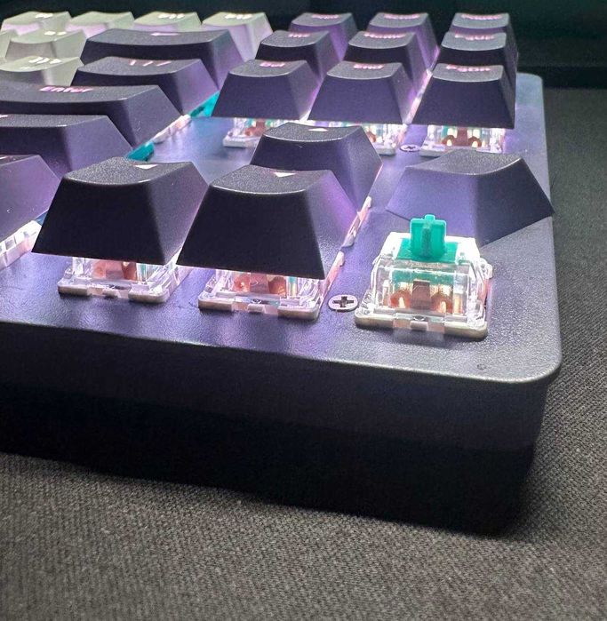 Dark Project one KD87A One Violet/White