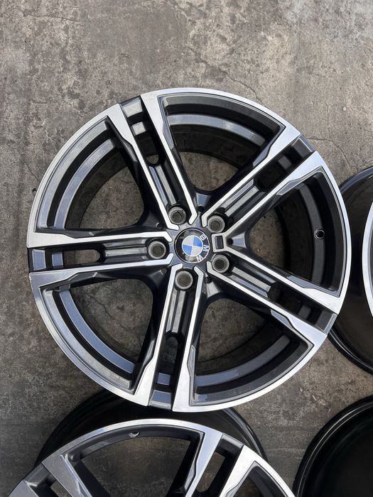 Orginal felgi do BMW f40 1series F44 2 series 18 m sport
