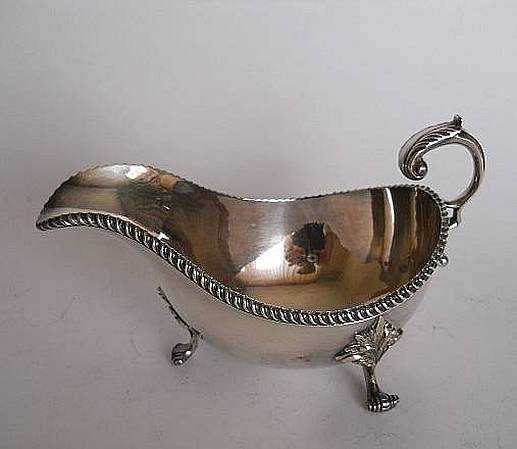 Старинная сливочница-молочница