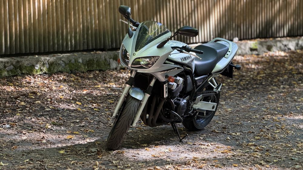 Yamaha FZS6 Fazer 2002