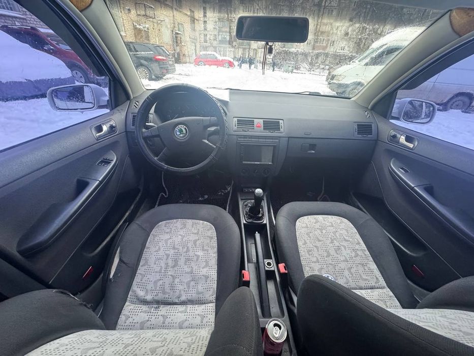 Срочно продам Skoda FABIA  переоформление