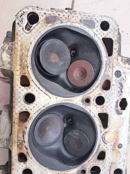 Продам головка блока BMW бензин 3.0  ном 1708497