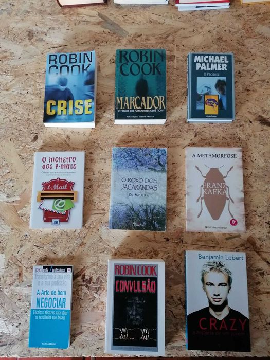 Vários livros em excelente estado