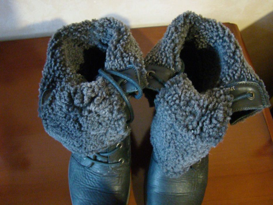 Продам ботинки жіночі зимові ECCO