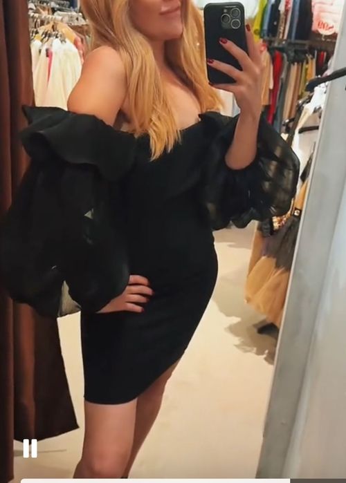 Чорна сукня коротка