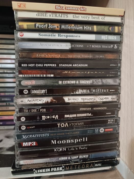 Продам коллекцию аудиокассет с разной музыкой