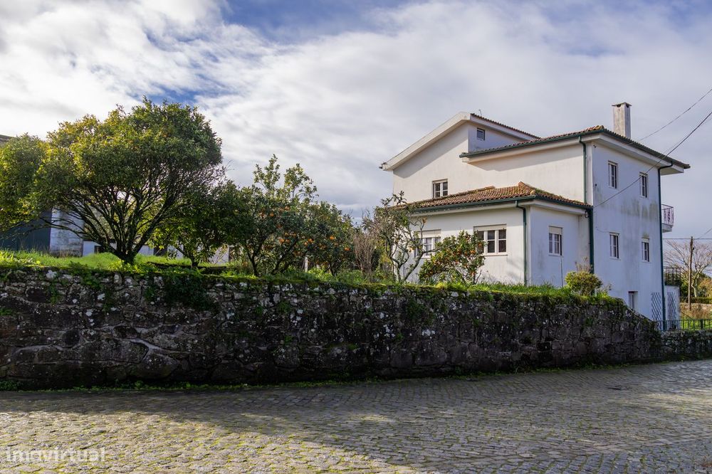 Moradia T5 para arrendar em Afife